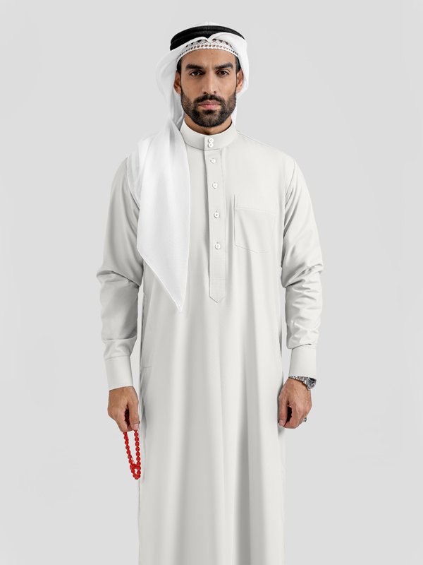 Alternative view of Pure Essence Dutch White (Indo) Saudi Kandoora